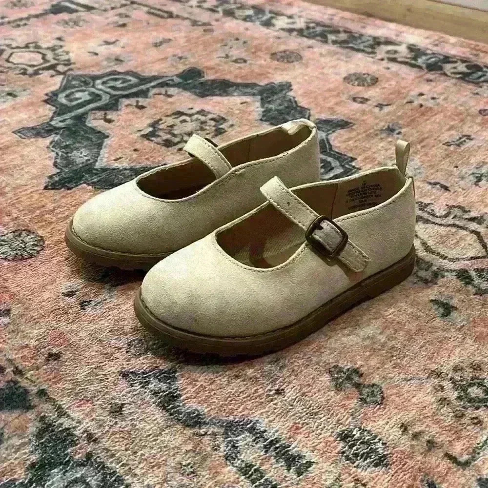 Girls Shoe Bundle, Size 9 - Picture 3 of 7